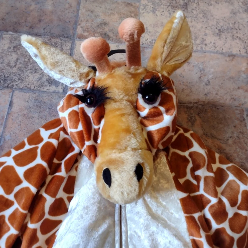 Giraffe Halloween Costume kids size medium BNWT